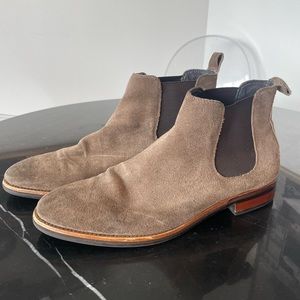 Gordon Rush Suede Chelsea Boots